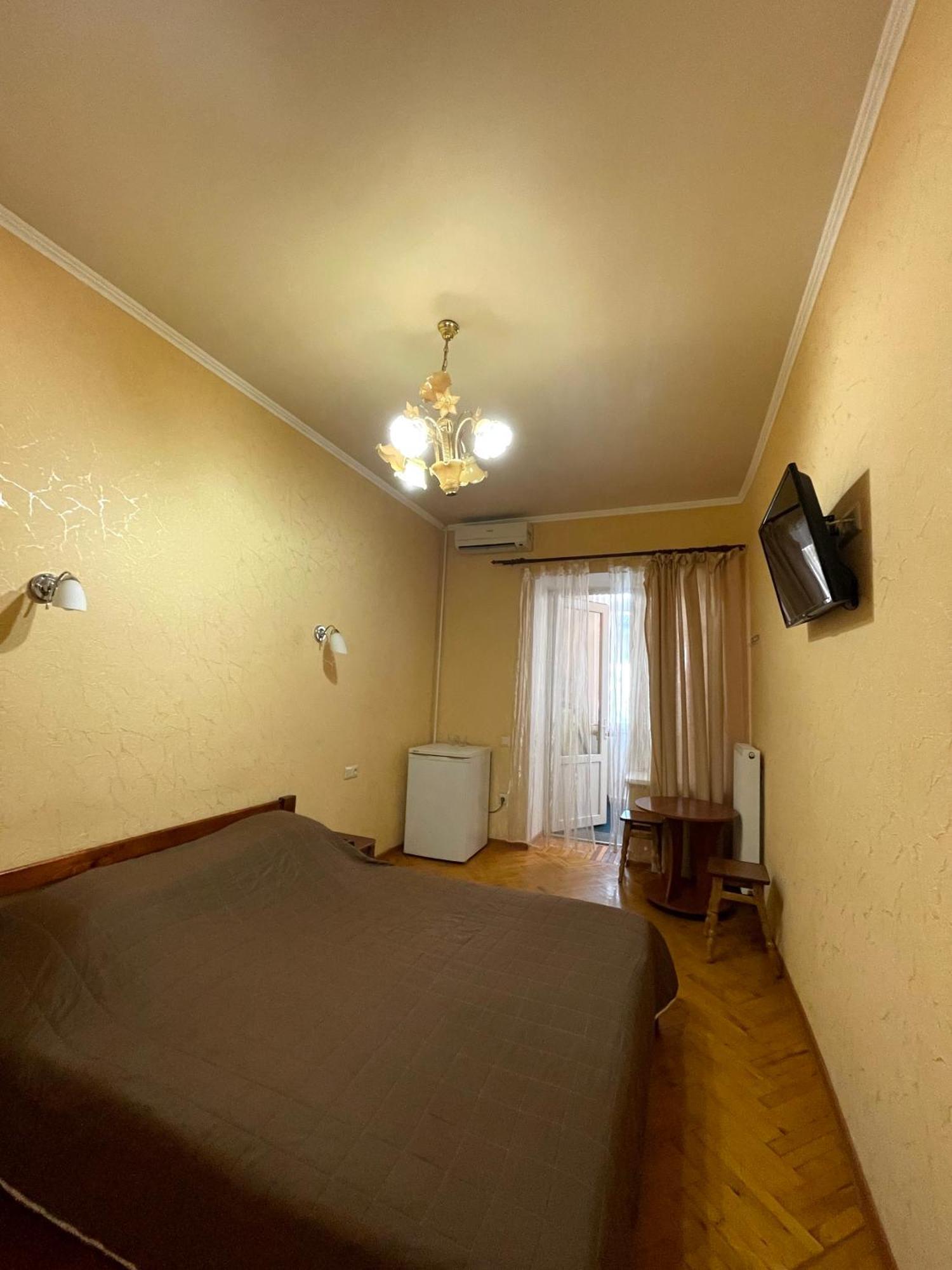 Затишні Номери В Самому Центрі Одеси Odessa Ngoại thất bức ảnh